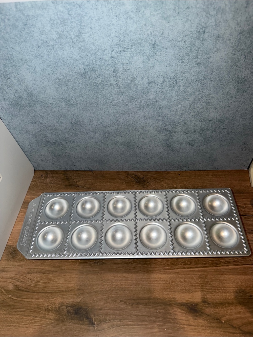 Imperia q2 Capacity Aluminum Ravioli / Dumpling Mold